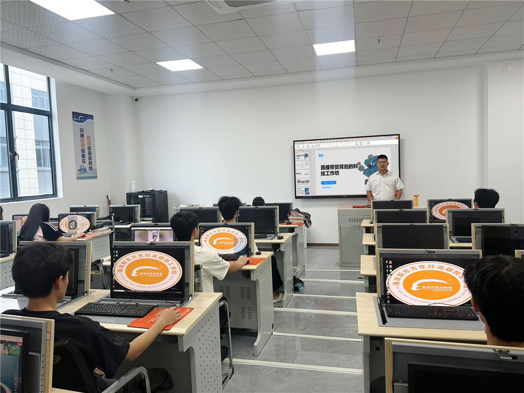 1759216806300490.jpg 86FA0DD5F4FCFC61199E9C7EF05605CA.jpg