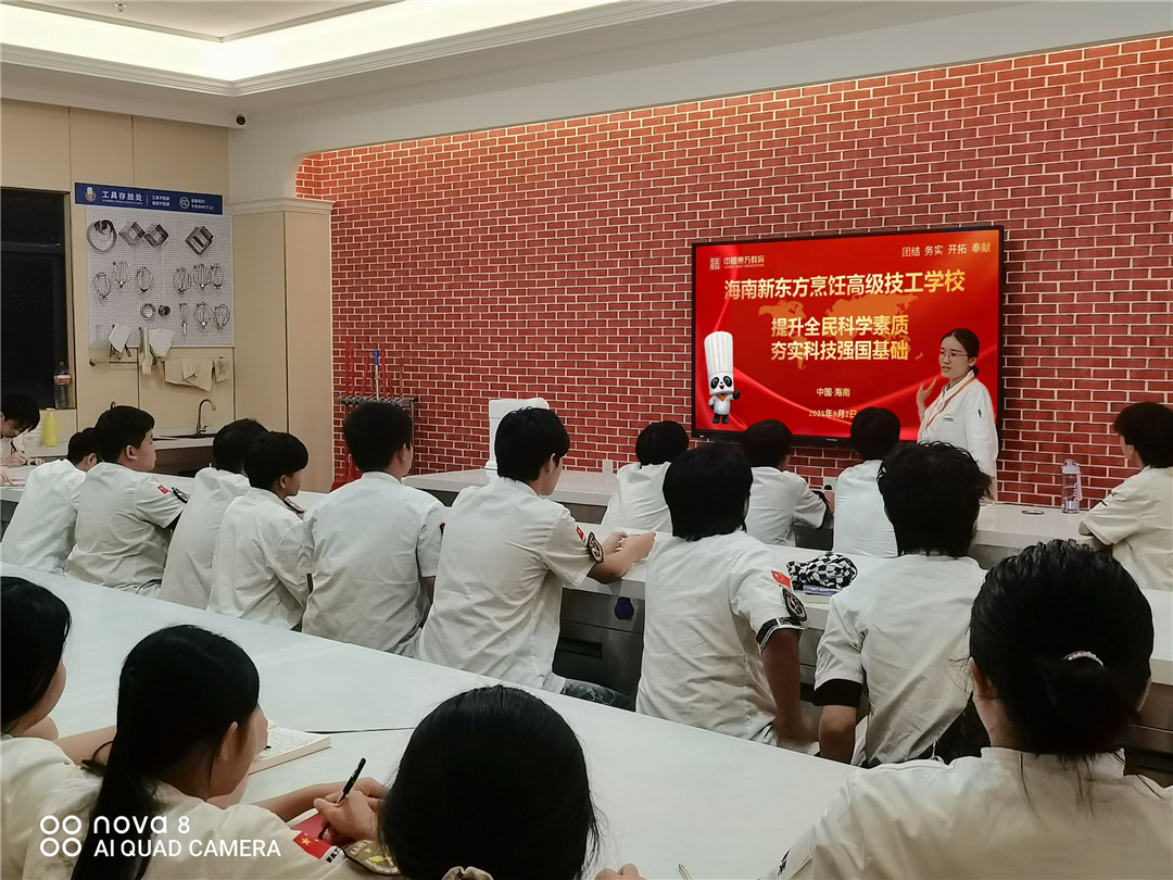 1759216821138347.jpg FEF084DDA1EBB537C2440C6CAC280AEE.jpg